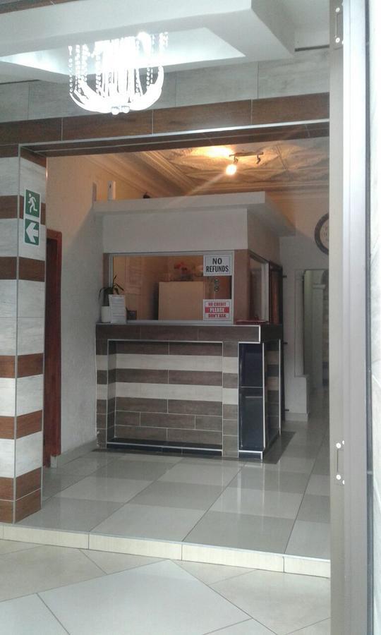 יוהנסבורג Royal Crown Guesthouse מראה חיצוני תמונה