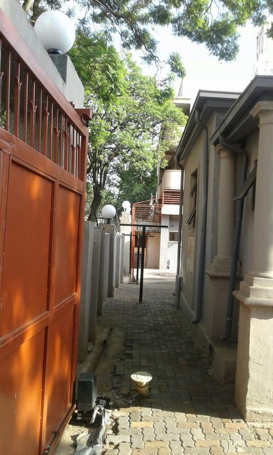 יוהנסבורג Royal Crown Guesthouse מראה חיצוני תמונה